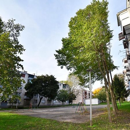 Studio Apartment Aneta Zagreb Extérieur photo