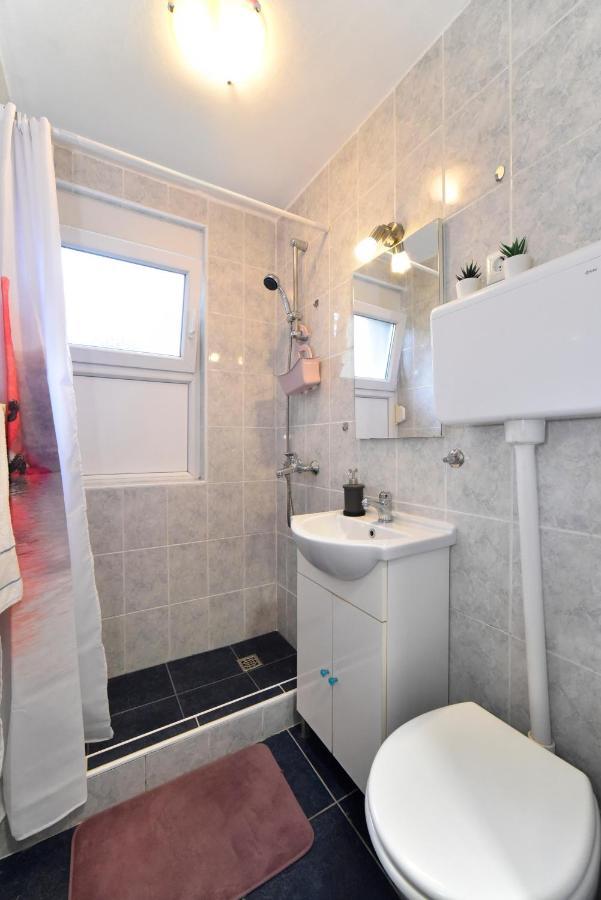 Studio Apartment Aneta Zagreb Extérieur photo