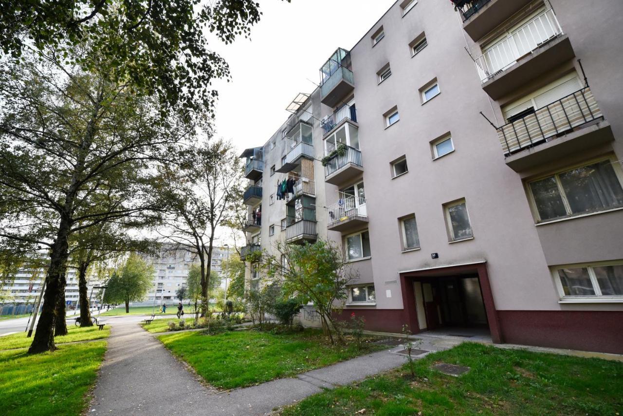 Studio Apartment Aneta Zagreb Extérieur photo