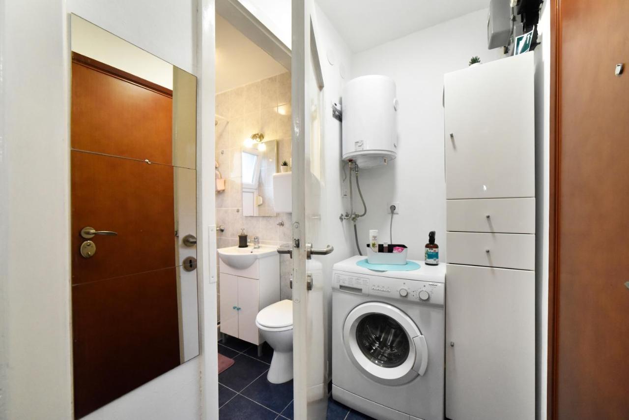 Studio Apartment Aneta Zagreb Extérieur photo